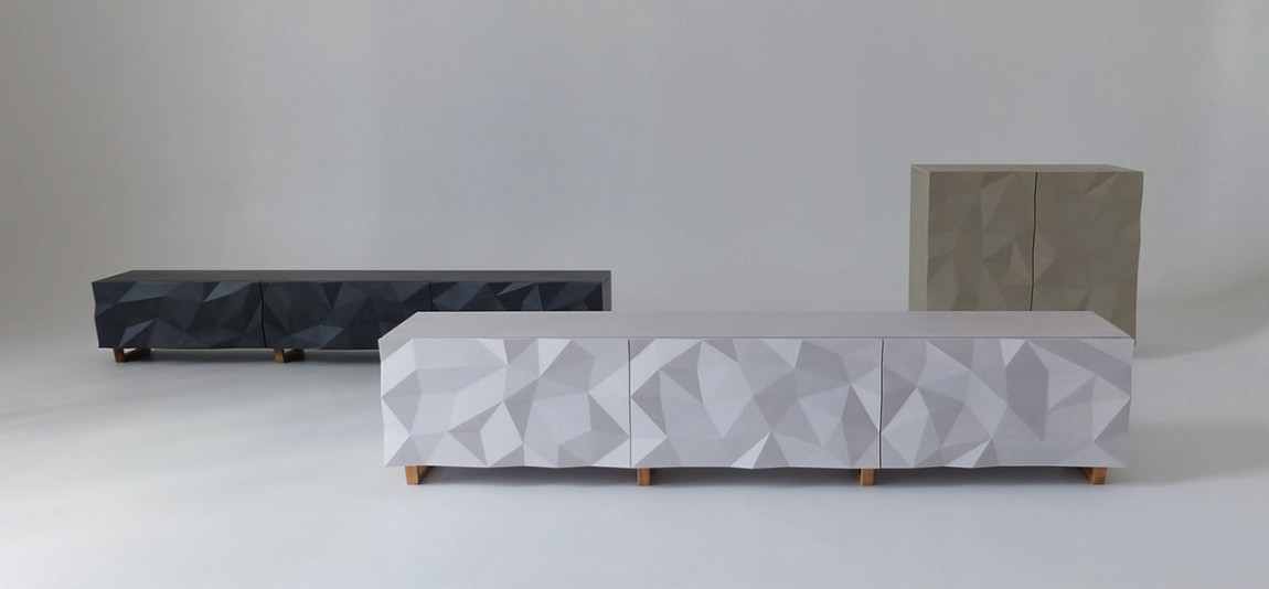 Комод с большими угловыми фигурами с одной секцией, 2 полки Geometric Greece