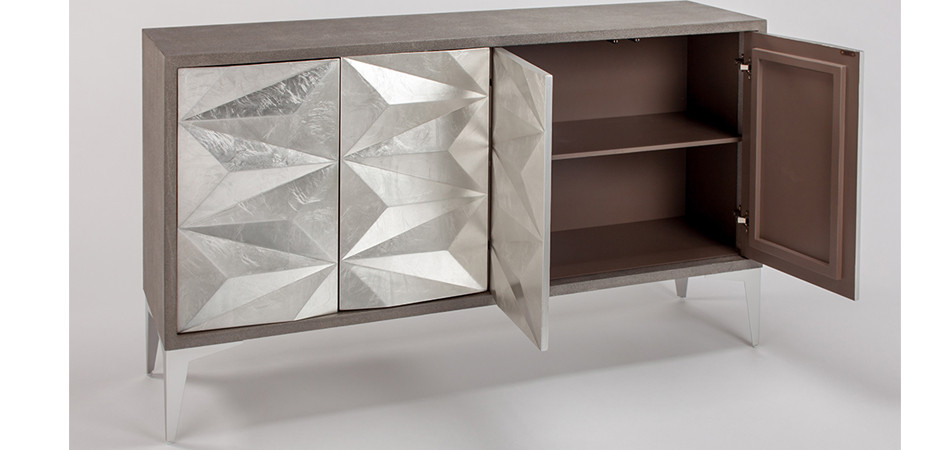 Комод с геометрическим рельефным фасадом Mirrored Doors Серебристый