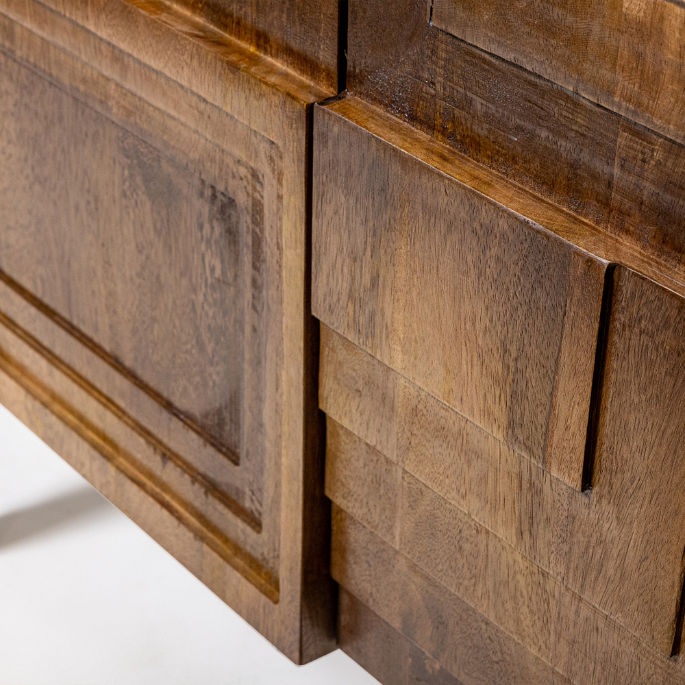 Комод с фактурным фасадом Squares