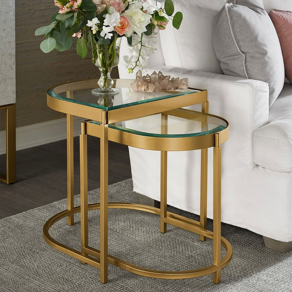 Комплект из 2-х приставных столиков на металлическом основании цвета латунь Ambassador