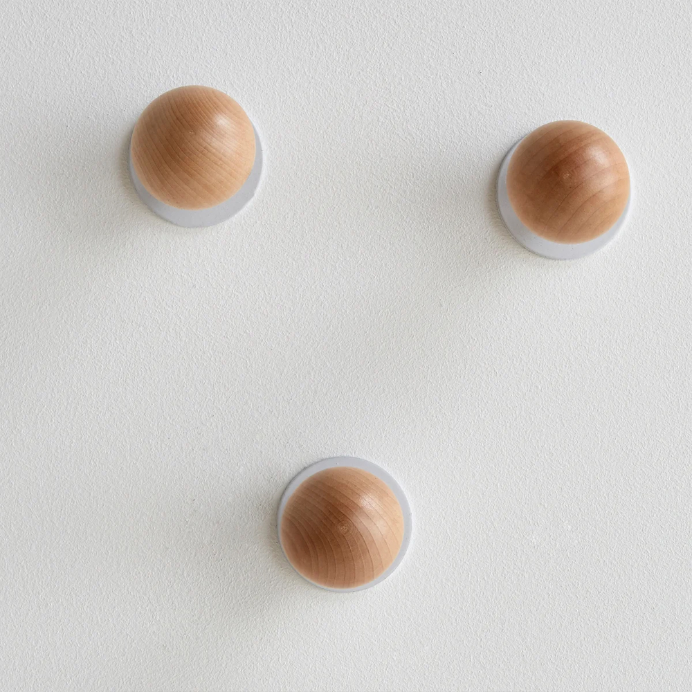 Комплект из 3 настенных вешалок-крючков Wooden Ball