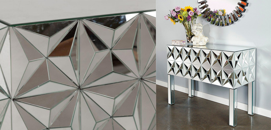 Консоль Mirrored Geometry