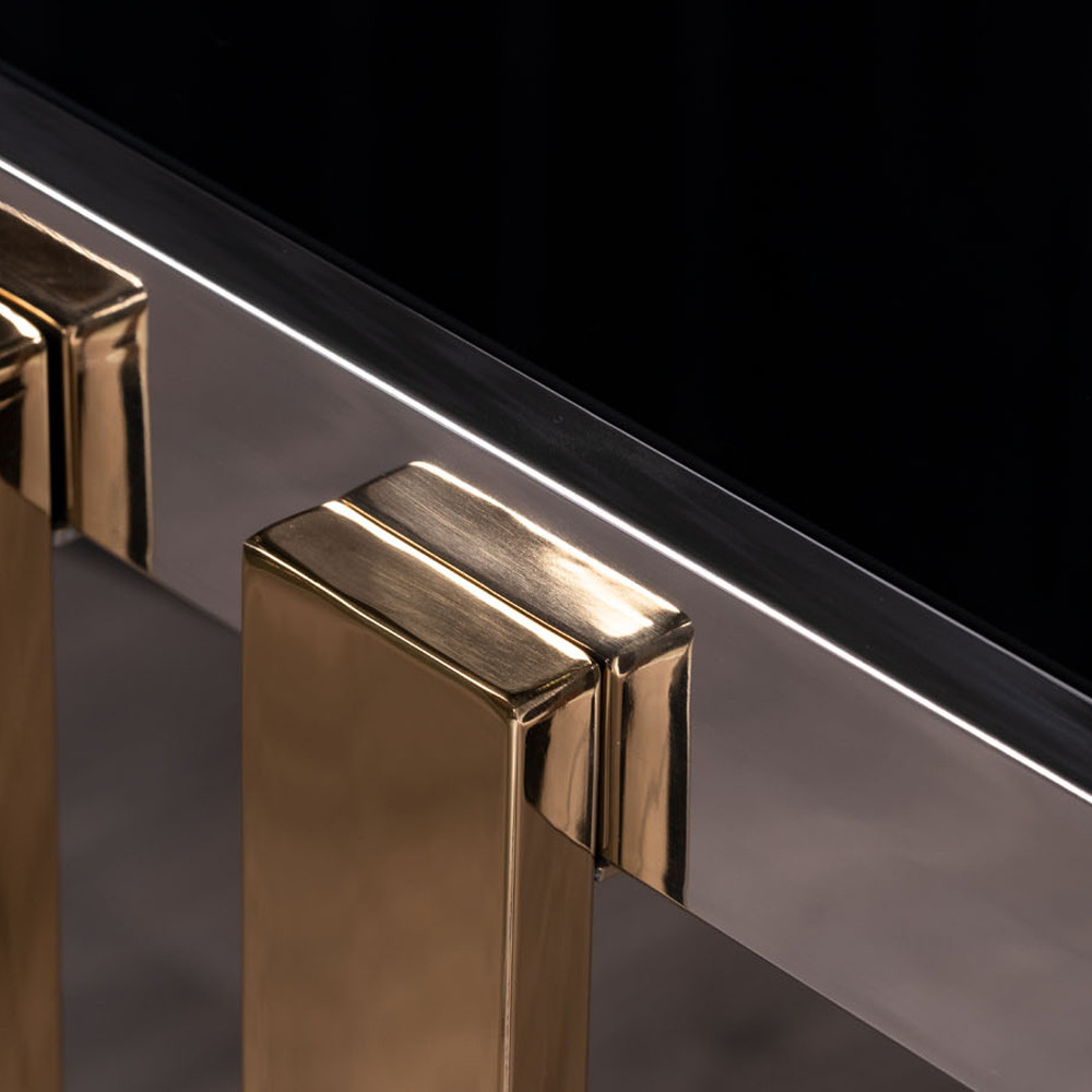 Консоль в современном стиле с черной стекляной столешницей Console with Black Glass