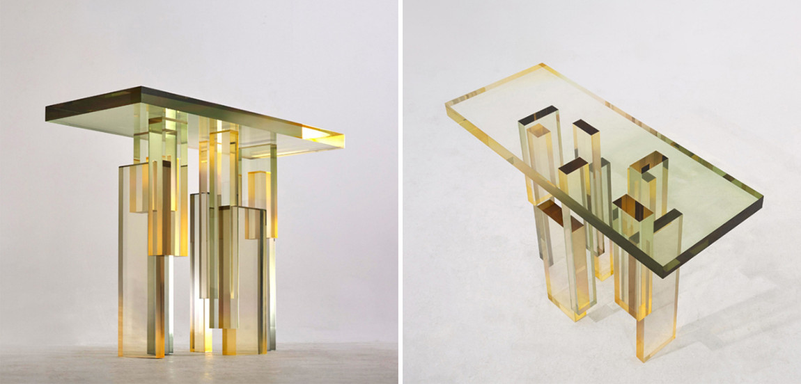 Консоль из акрила Gold Acrylic Console