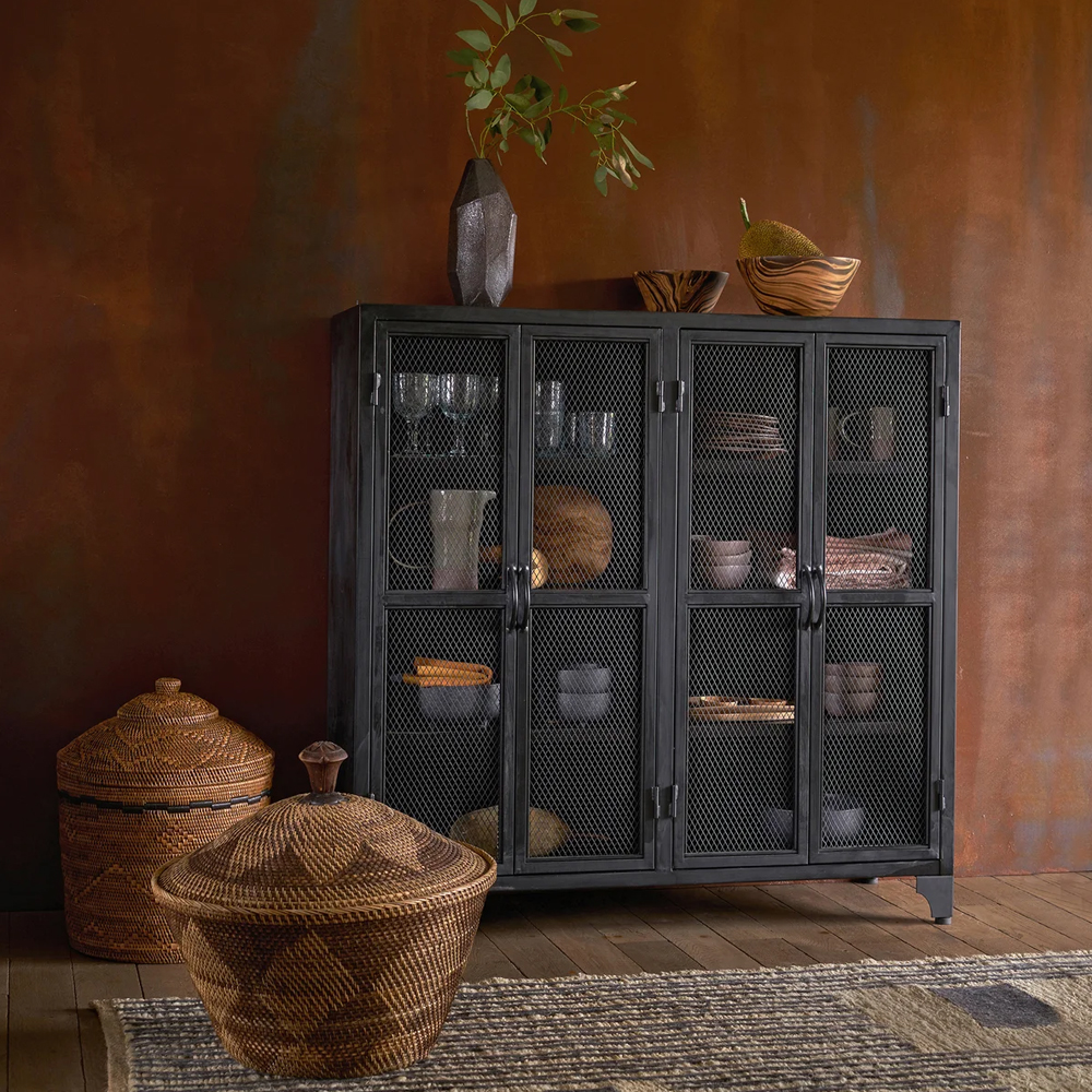 Корзина с крышкой из плетеного ротанга Jumaane Wicker Basket