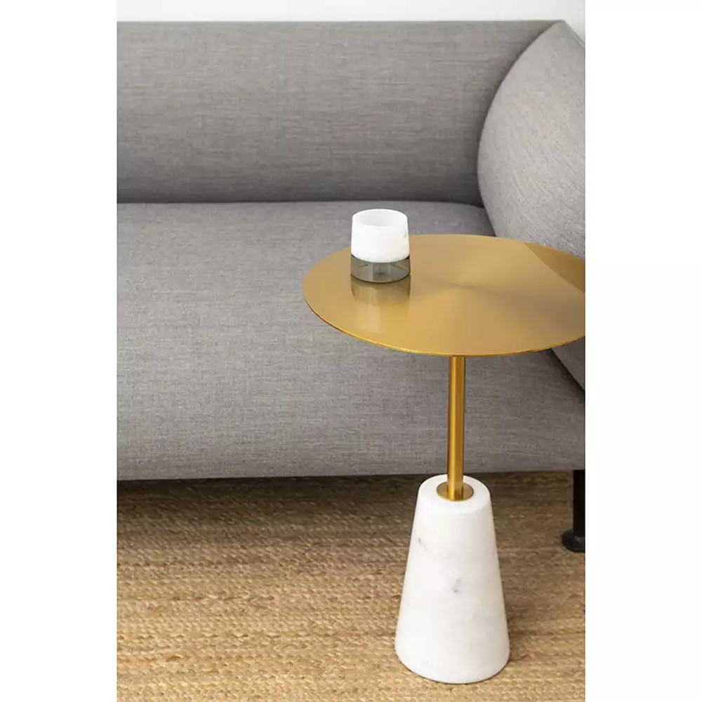 Кофейный столик с круглой столешницей на белом мраморном основании Original Foundation