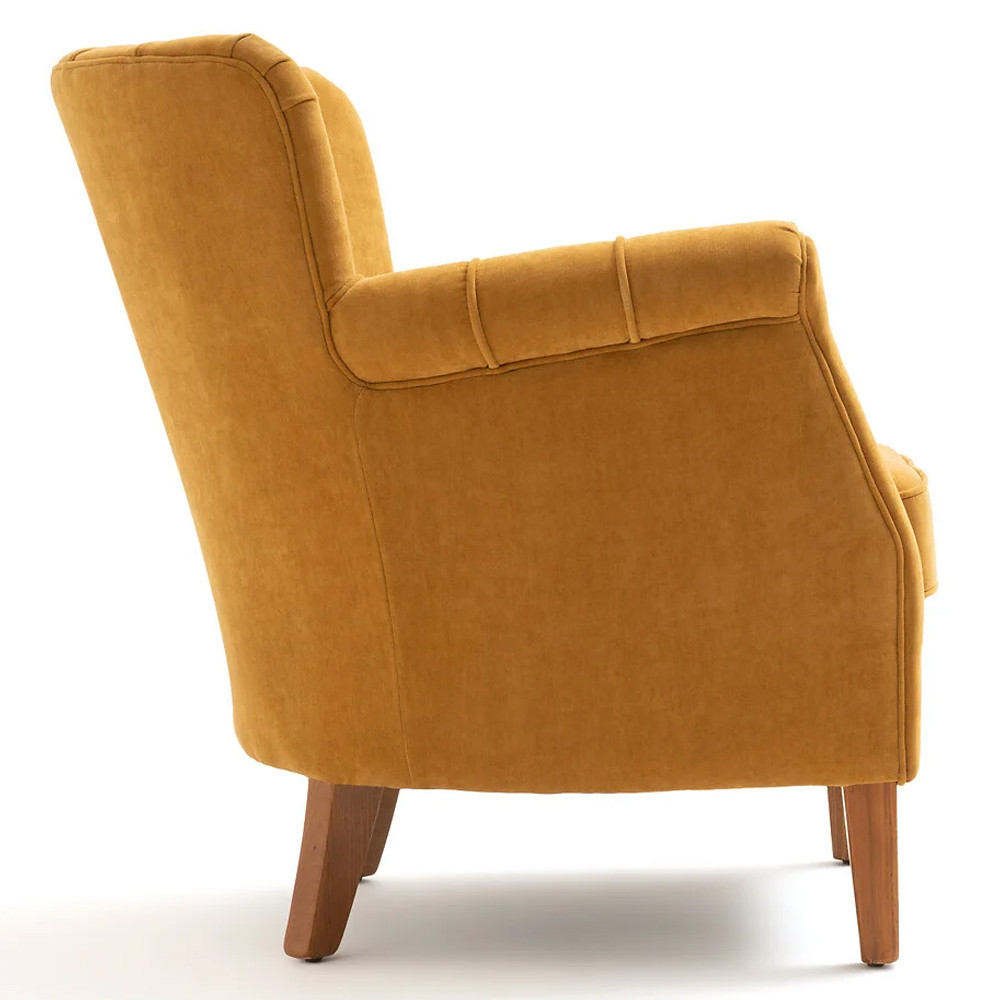 Кресло велюровое на ножках из массива ясеня Jessie Armchair