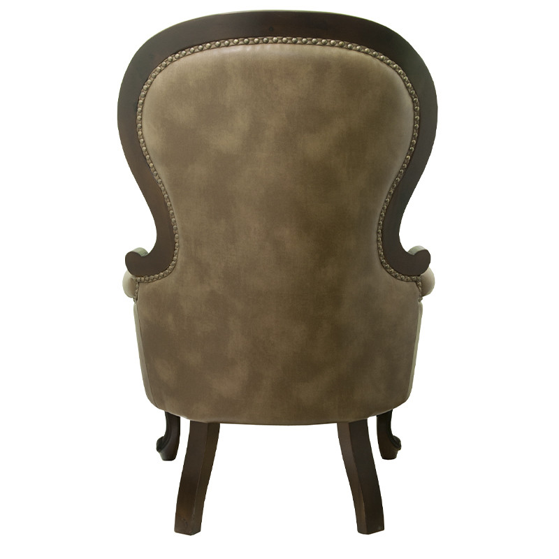 Кресло кожаное с мягкими подлокотниками на 4-х деревянных ножках Evelyn Classical Armchair