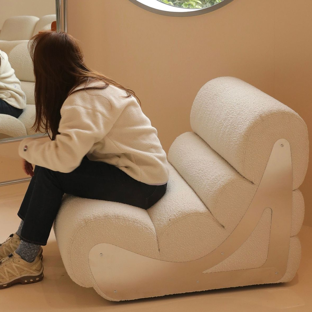 Кресло мягкое без подлкотников White Sheepskin Armchair