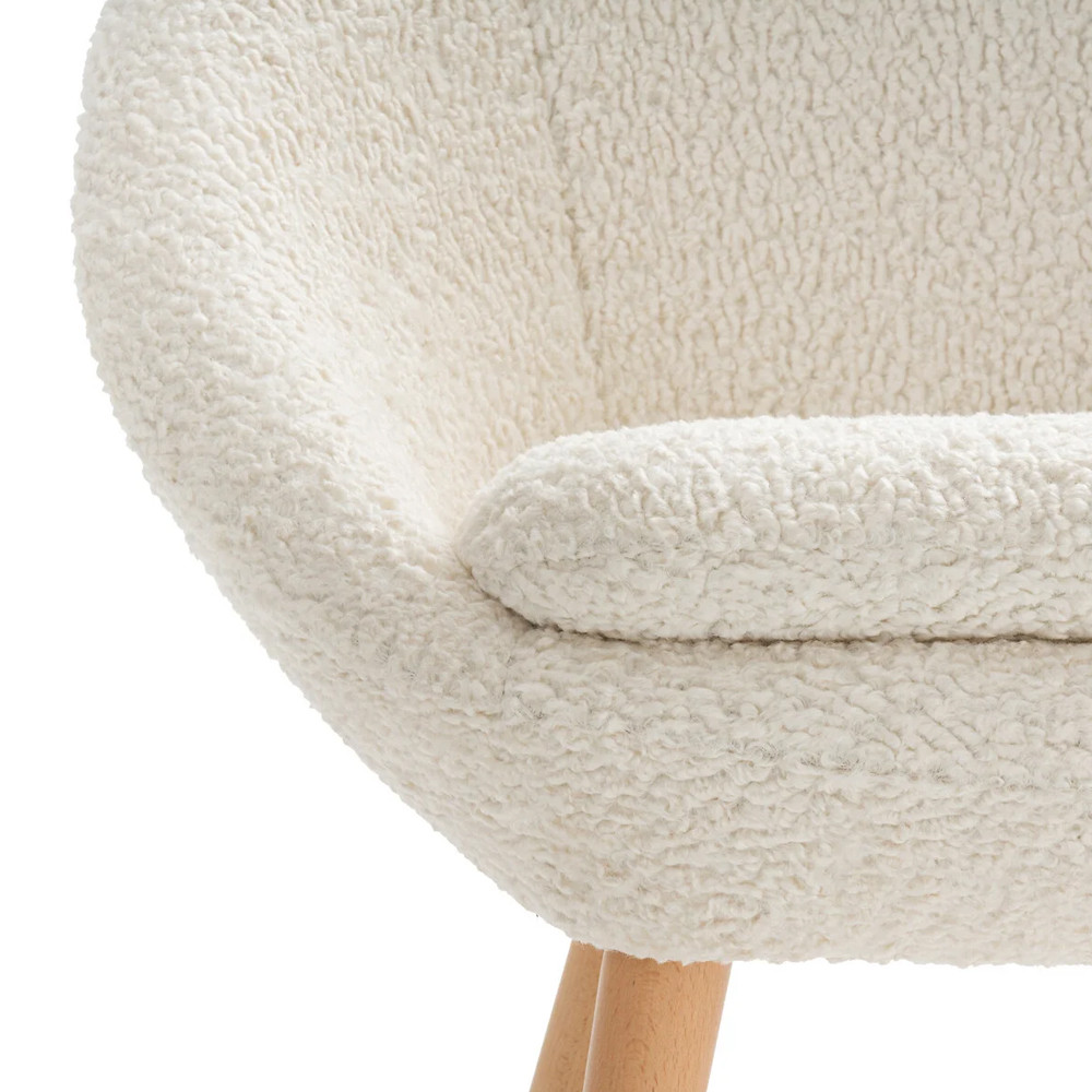 Кресло на деревянных ножках с обивкой из ткани букле Aldo Boucle Armchair