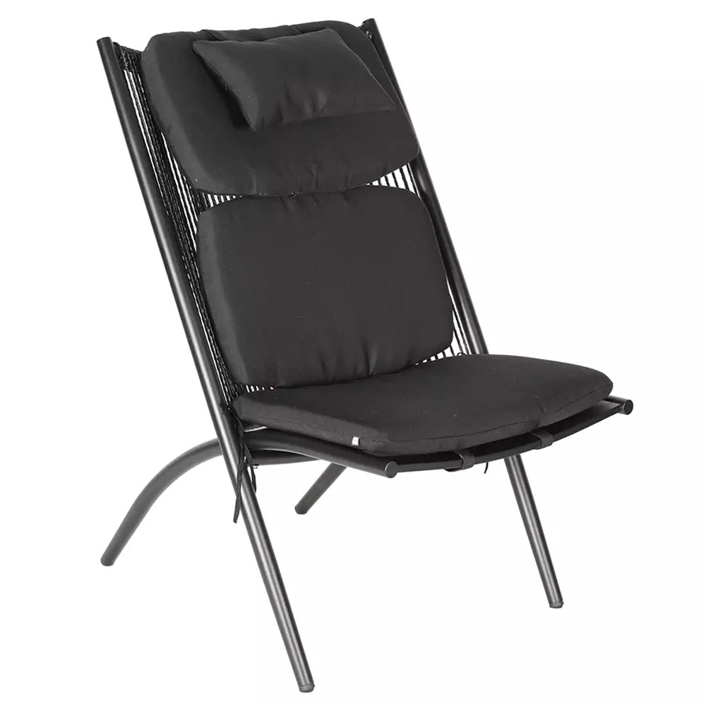 Кресло плетеное с мягкими подушками для сиденья и спины