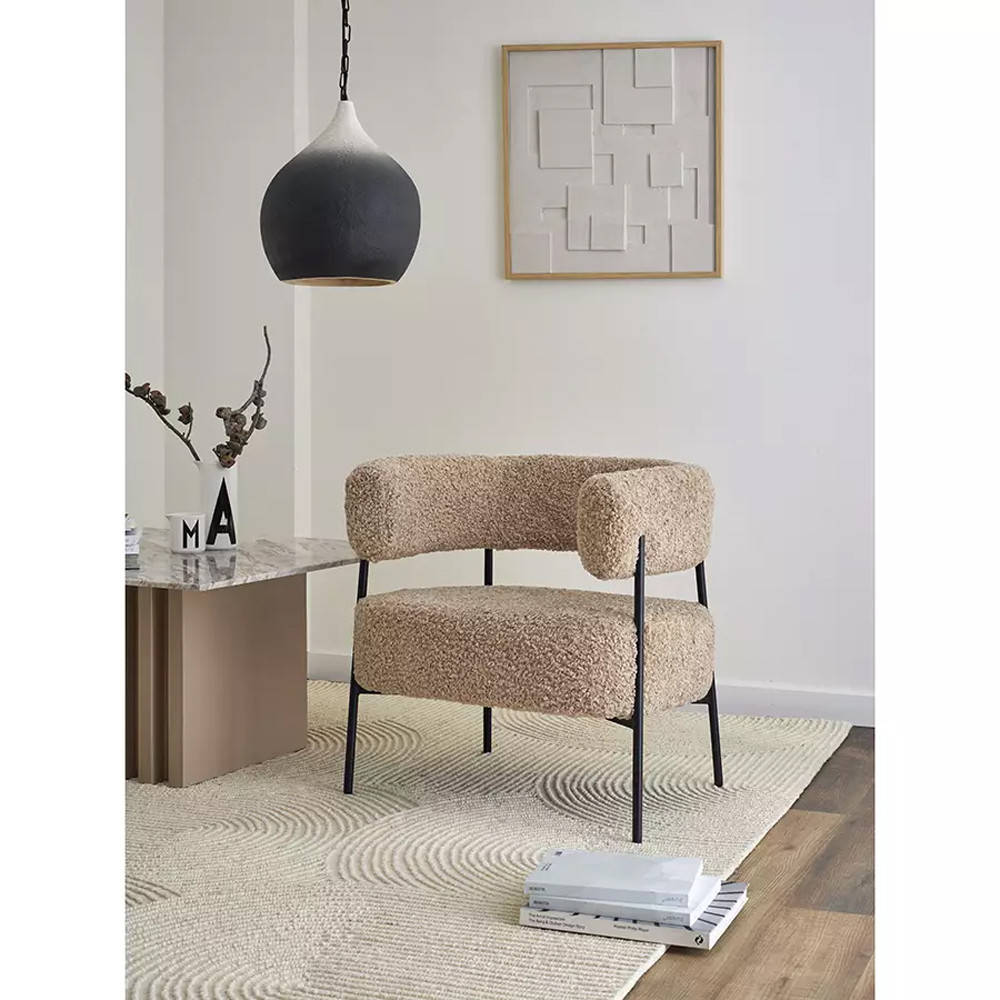 Кресло полукруглое мягкое с буклированной обивкой Armchair with Boucle Upholstery