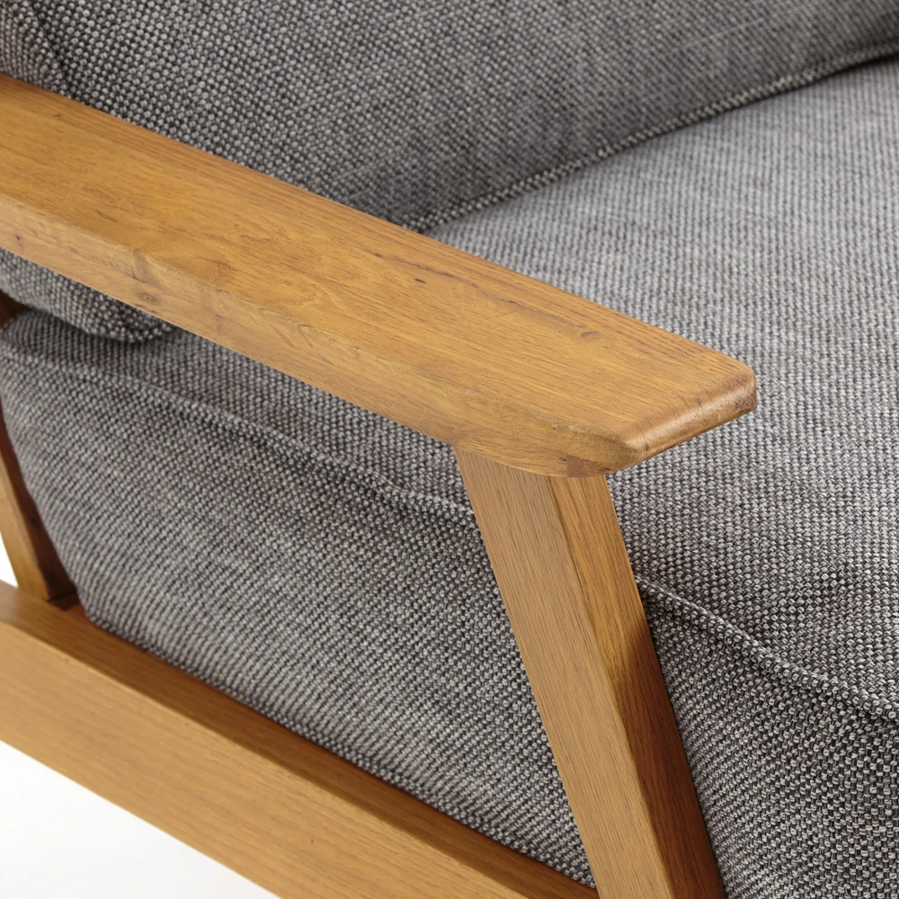Кресло с каркасом из массива дуба Deniaud Oak Grey Armchair
