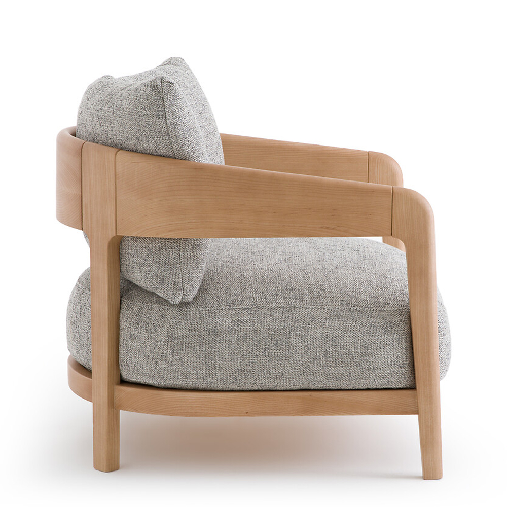 Кресло с каркасом из массива ясеня Deniaud Ash Grey Armchair