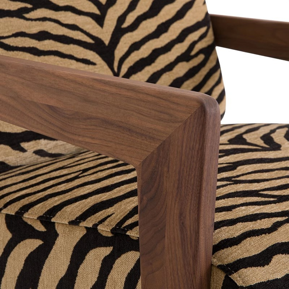 Кресло с обивкой из шенилла с тигровым принтом Tiger Chair
