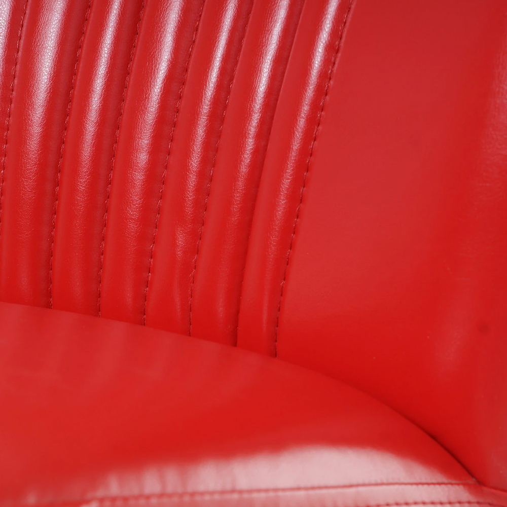 Кресло с обивкой из эко-кожи Harper Armchair Red