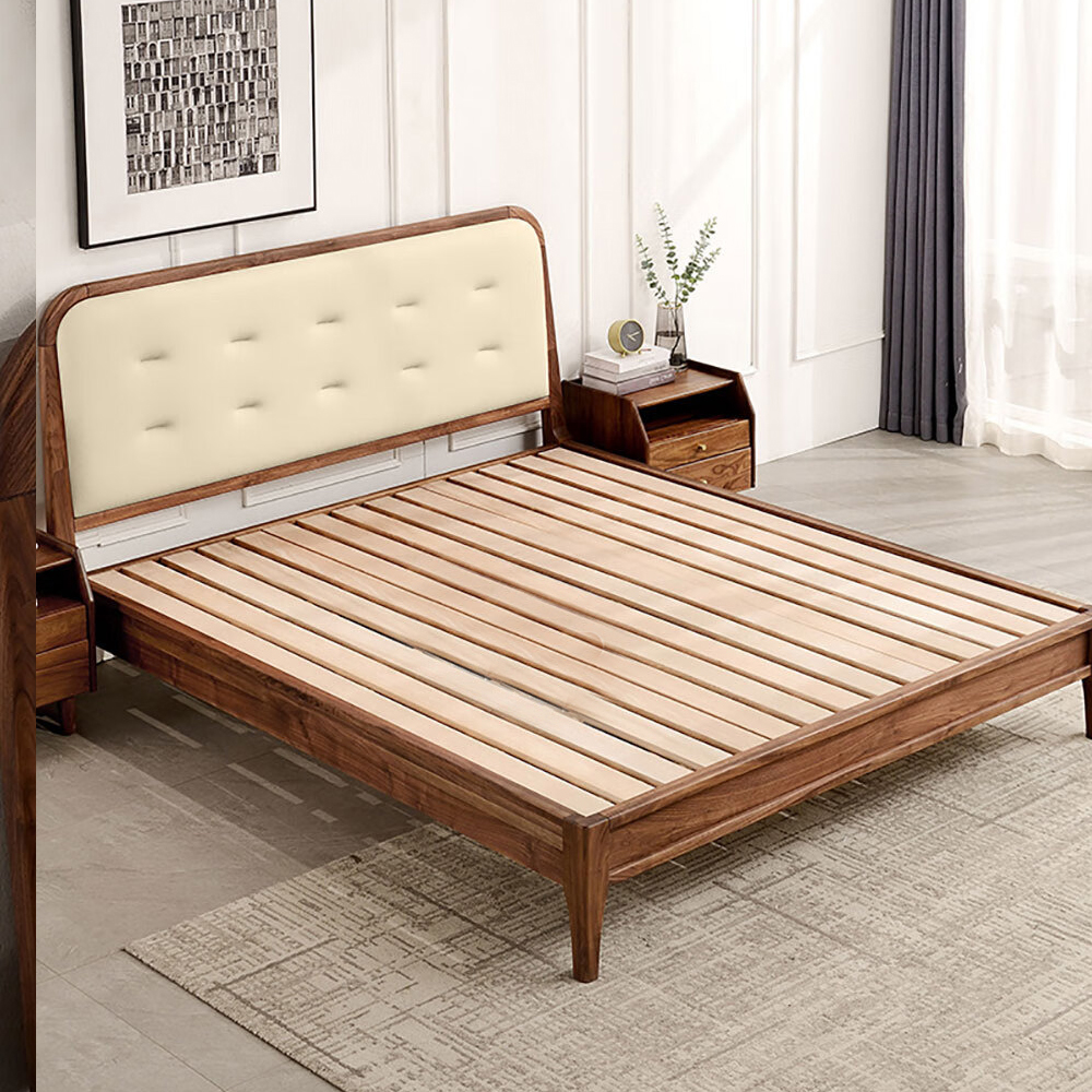 Кровать двуспальная с каркасом из дерева и мягким изголовьем Moon Walnut Bed