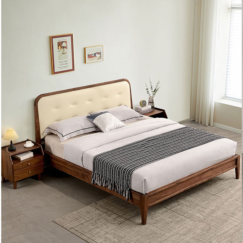 Кровать двуспальная с каркасом из дерева и мягким изголовьем Moon Walnut Bed