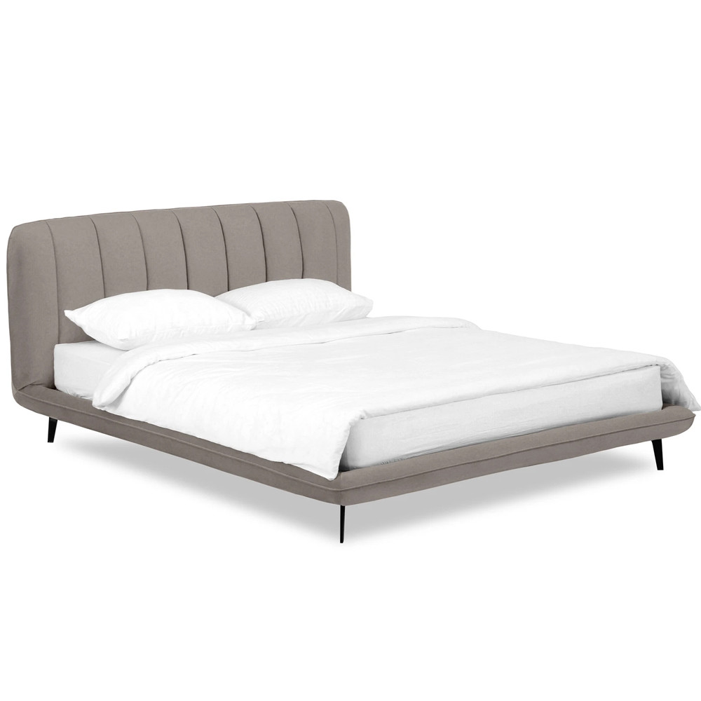 Кровать с мягким изголовьем Brussels