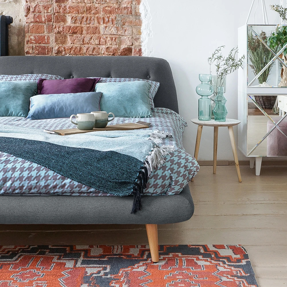 Кровать с мягким изголовьем Palmer Bed