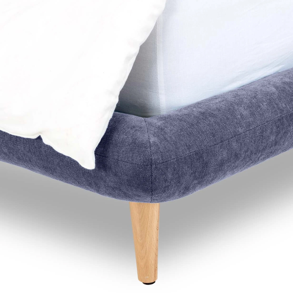 Кровать с мягким изголовьем Palmer Bed
