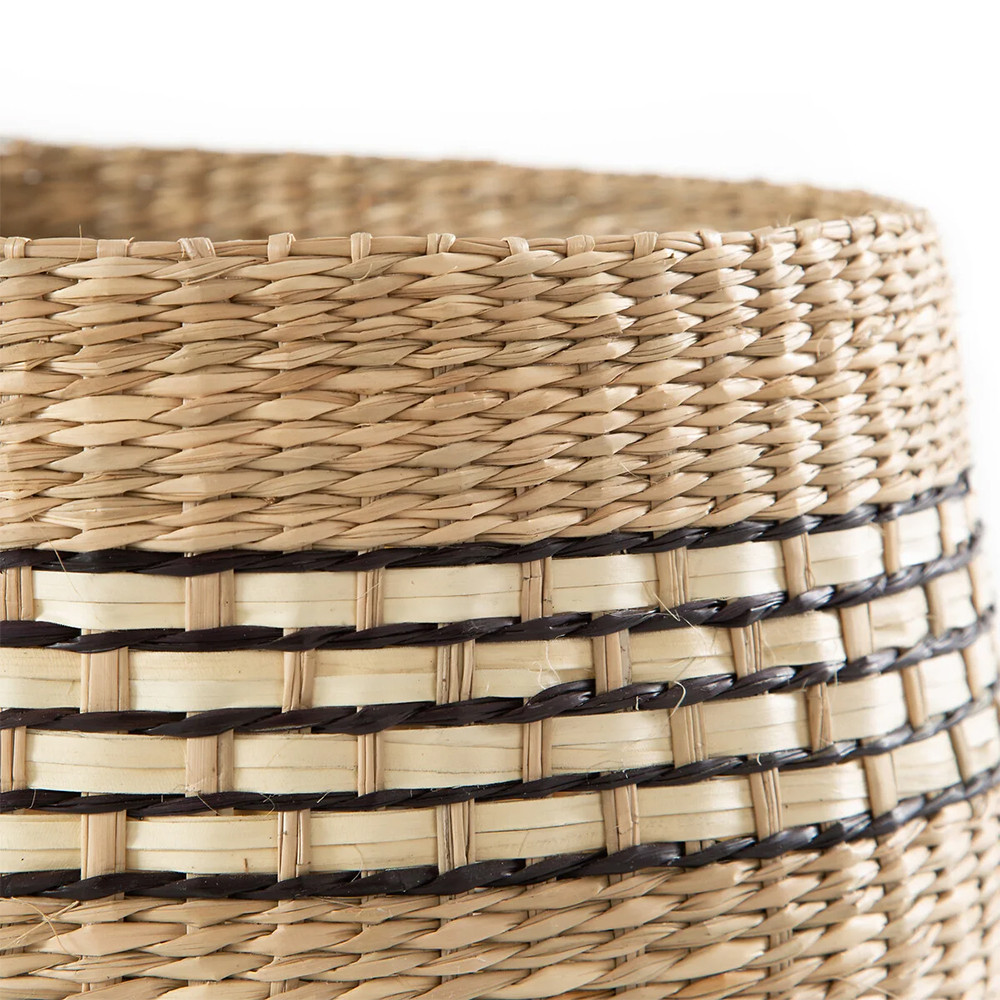 Круглая корзина из плетеного тростника Marjani Wicker Basket