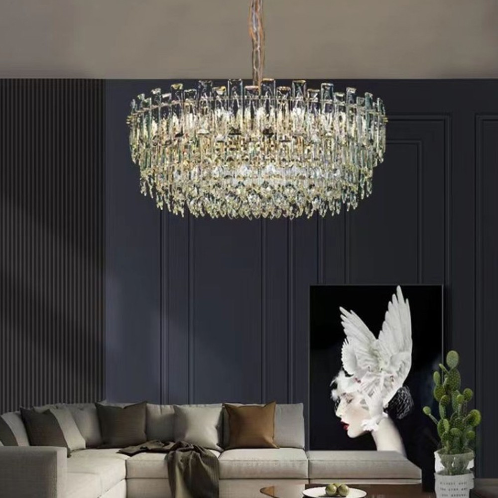 Круглая люстра с хрустальными подвесками на золотистом каркасе Gorgeous Crystal Light