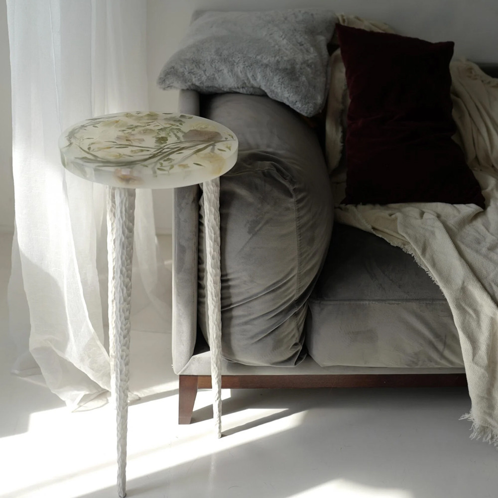 Круглый журнальный столик со столешницей из эпоксидной смолы Epoxy Resin Flowers Coffee Table