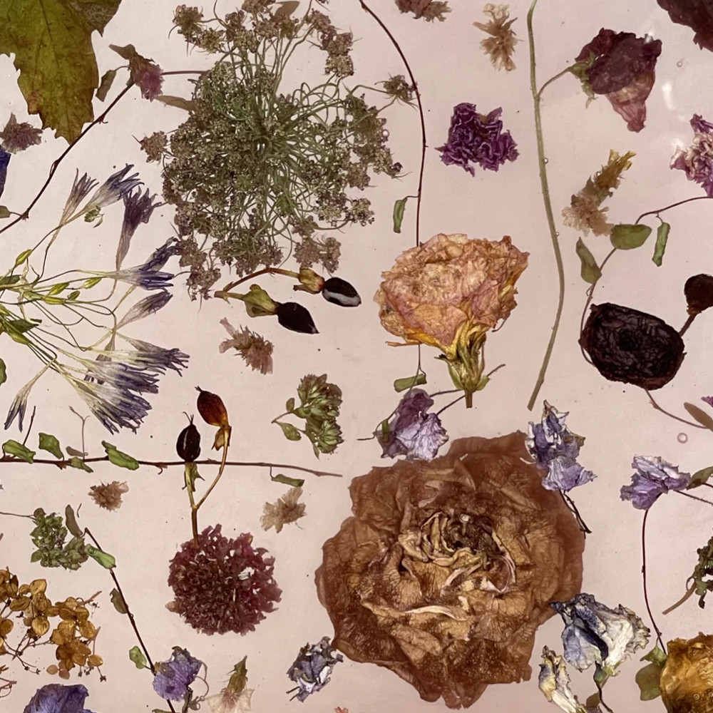 Круглый журнальный столик со столешницей из эпоксидной смолы Epoxy Resin Flowers Coffee Table
