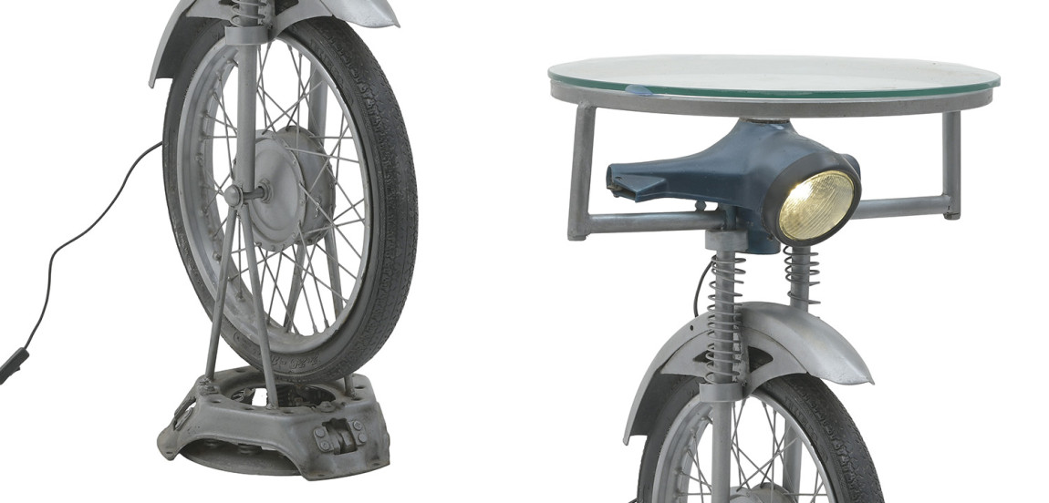 Круглый обеденный стол с подстольем в виде мопеда с подсветкой Motorbike Shaped Side Table