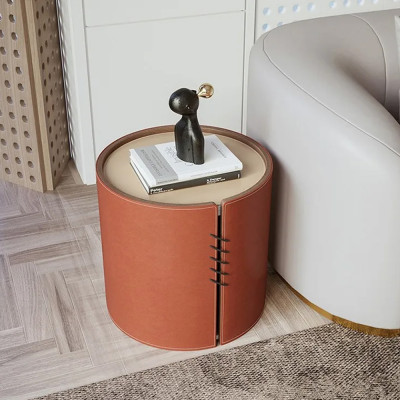 Круглый приставной стол Baxter Leather Side Table