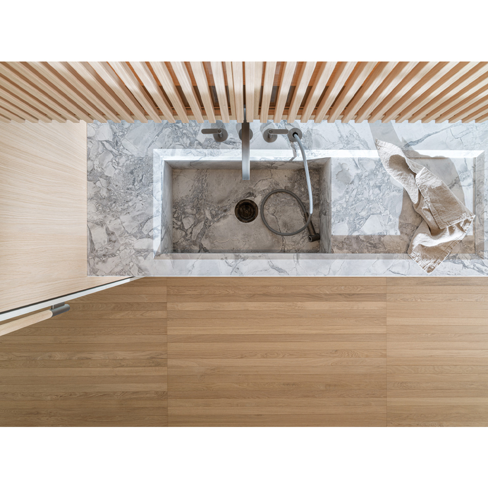 Кухонный гарнитур из камня и дерева с раздвижными дверцами TIVALÌ 2.0 Dada Engenereed Kitchen