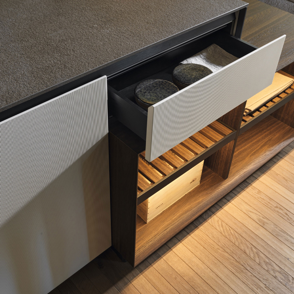 Кухонный гарнитур с длинным островом PRIME Dada Engenereed Kitchen