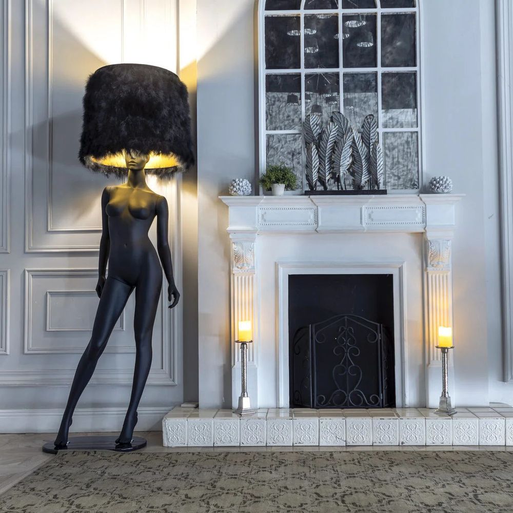 Лампа MANNEQUIN LAMP с абажуром изгибы тела