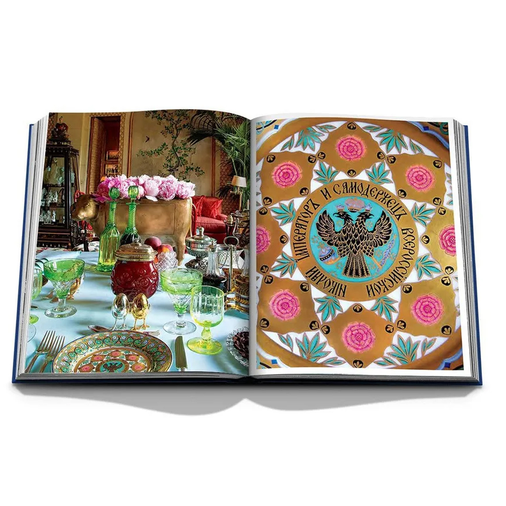 Лимитированная большая подарочная книга Valentino: At the Emperor's Table
