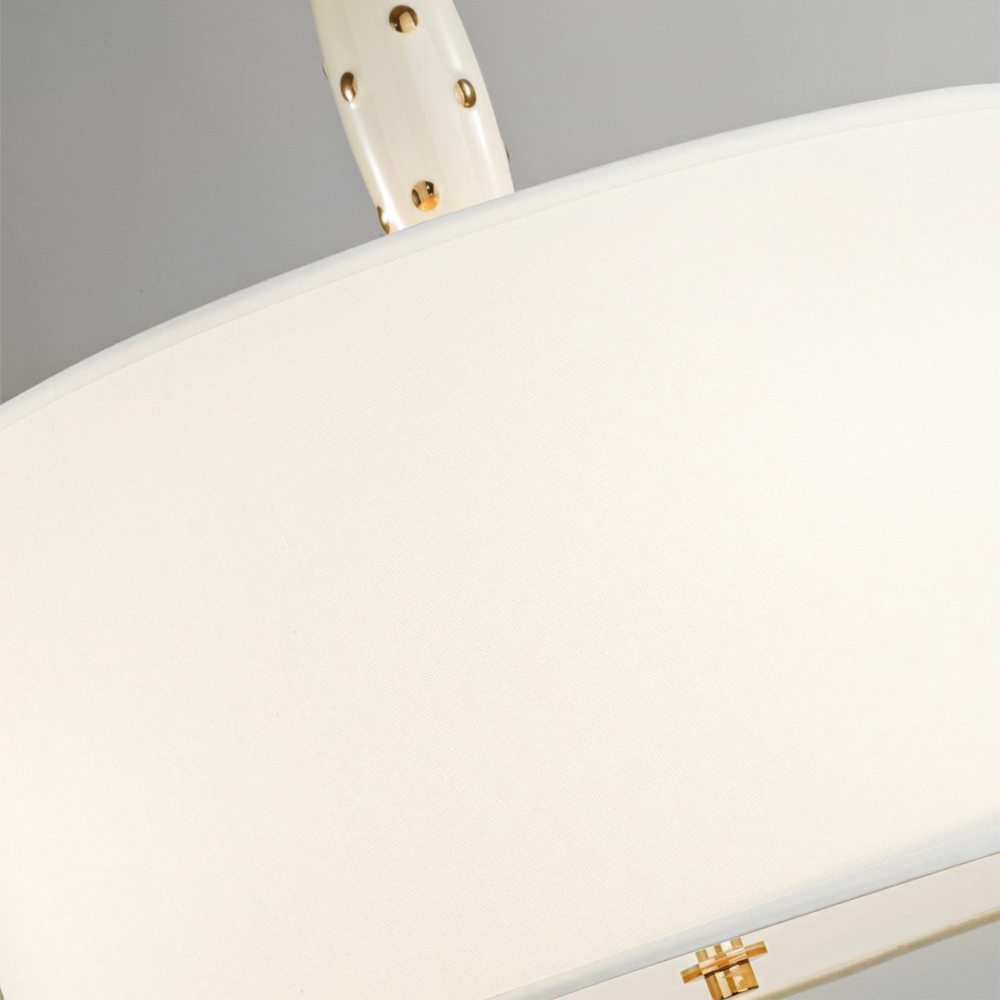 Люстра белого цвета Ladybug