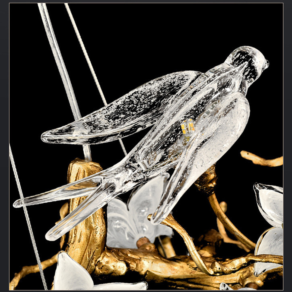 Люстра в виде золотой ветки с цветами и птичками Marvelous Garden