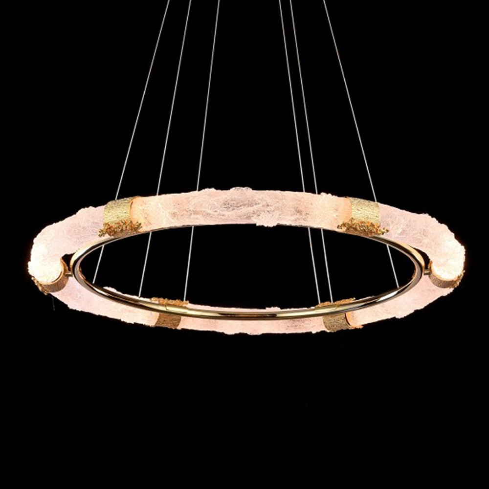 Люстра в форме кольца с золотым декором Warm Heavenly Light