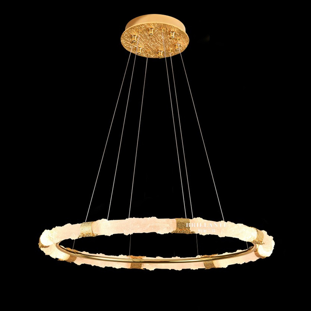 Люстра в форме кольца с золотым декором Warm Heavenly Light