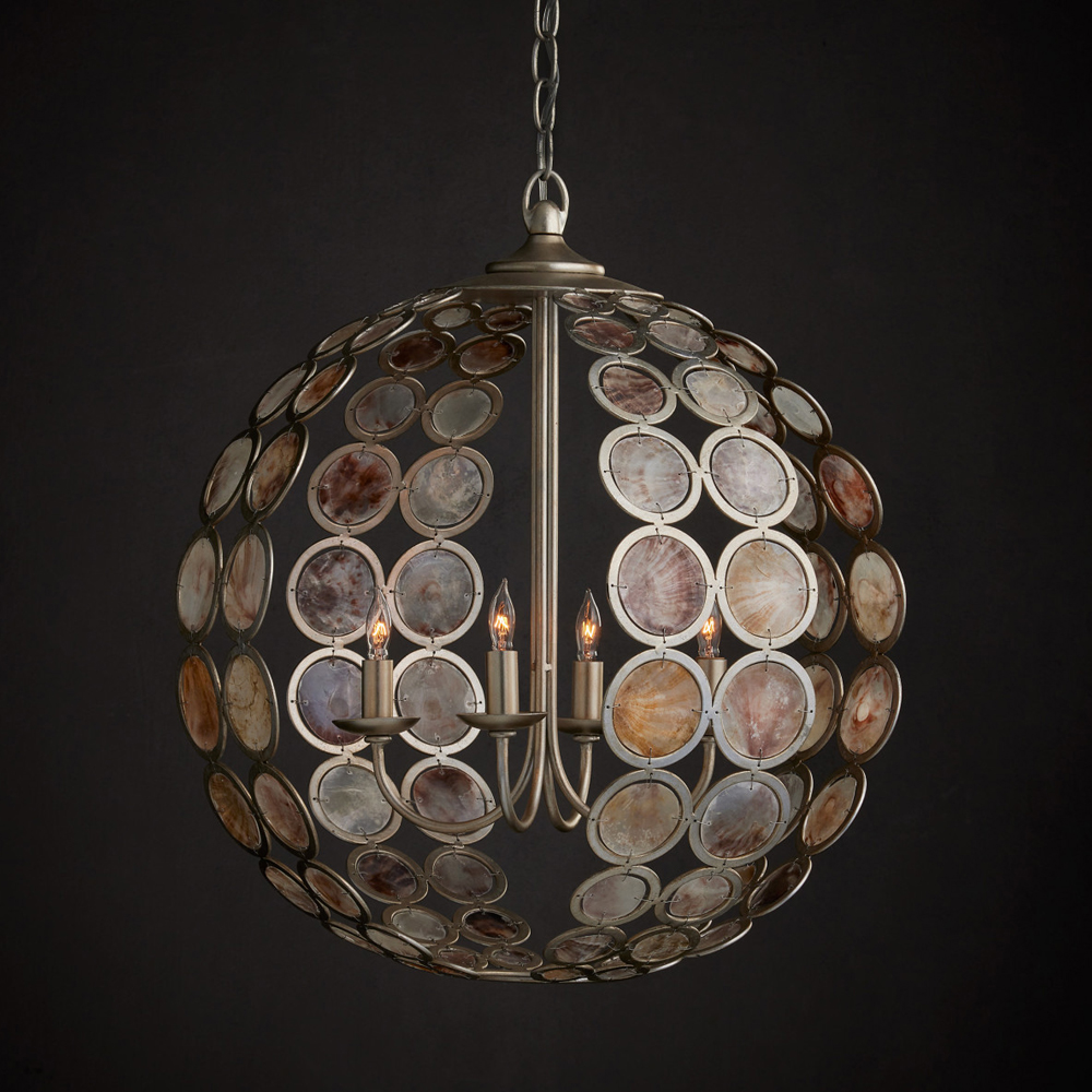 Люстра в форме шара с декором из круглых декоративных элементов Bright Shell Discs