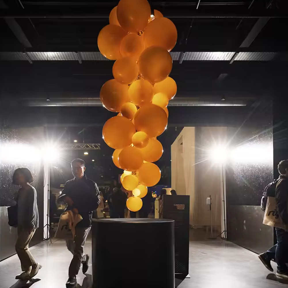 Люстра виноградная гроздь Grape Balls Янтарный цвет