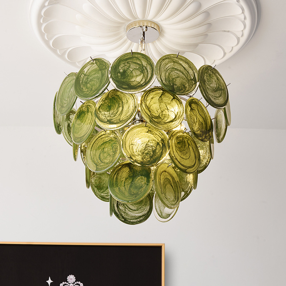 Люстра из зеленых стеклянных дисков с перламутровым эффектом Green Glowing Glaze