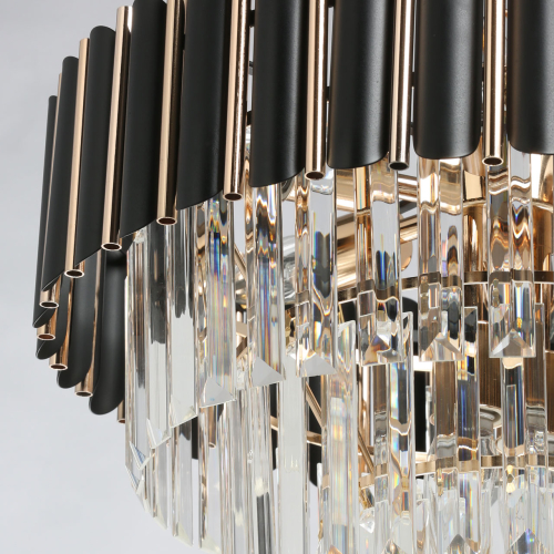 Люстра из черного металла с многоярусными подвесками из прозрачного хрусталя на золотой цепи Empire Black Chandelier Crystal