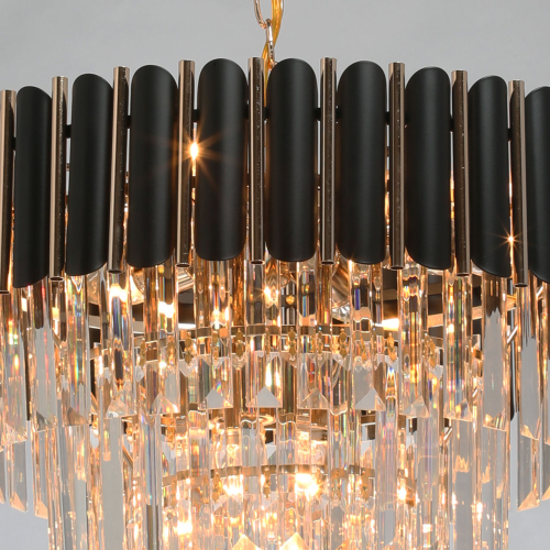 Люстра из черного металла с многоярусными подвесками из прозрачного хрусталя на золотой цепи Empire Black Chandelier Crystal