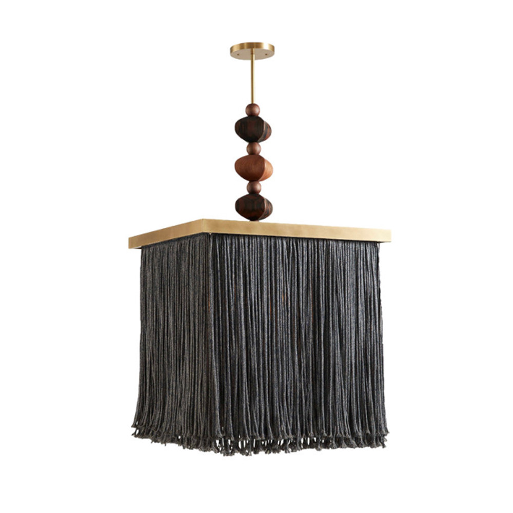 Люстра квадратная с бахромой и подвесом из деревянных бусин Psyche