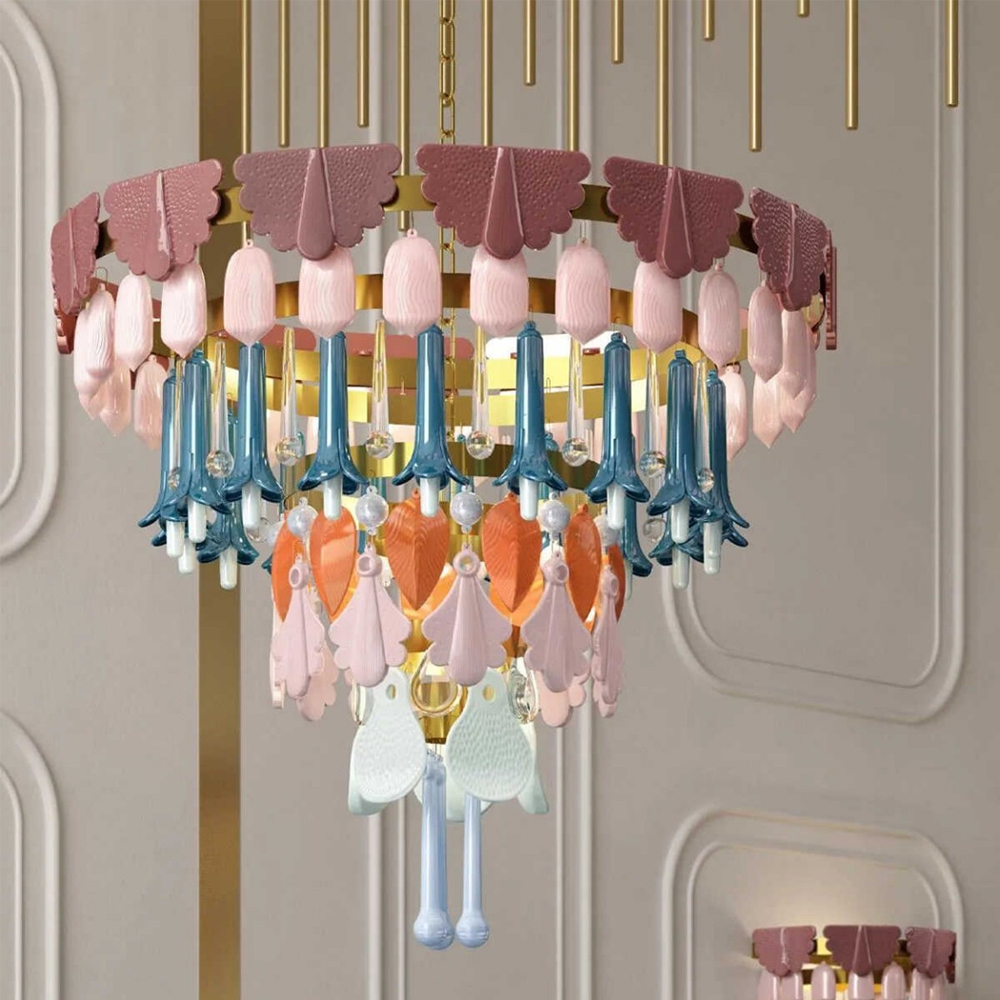 Люстра круглая с декором из разноцветных элементов в виде листьев Changing Seasons