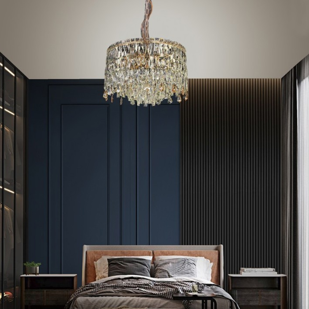 Люстра круглая с хрустальными подвесками на золотистом каркасе Roul Crystal Light