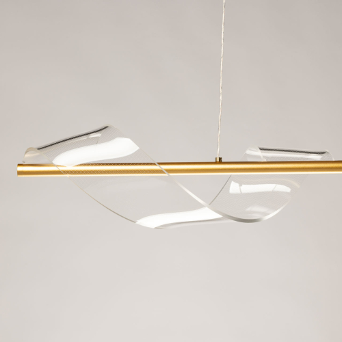 Люстра линейная золотистого цвета с двумя прозрачными волнистыми элементами Wave Line