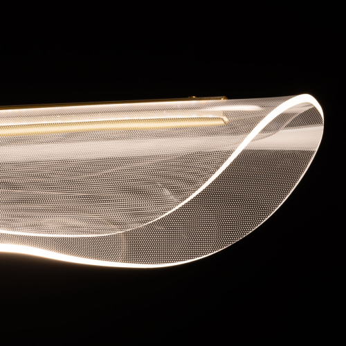 Люстра линейная с прозрачным волнообразным плафоном Wave Line