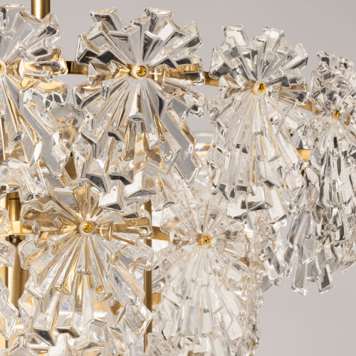 Люстра многоярусная с объемными прозрачными цветами Hanging Flowers